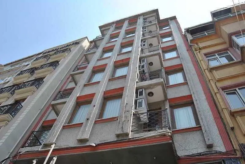 Starpark Hotel Istanbul 3*,